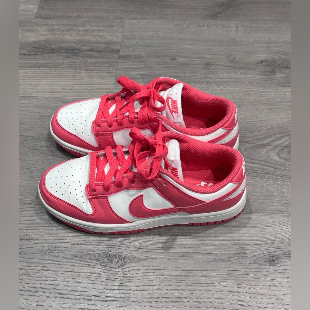 ❥𝗡𝗜𝗞𝗘: Big Kid’s Low Dunk Sneakers - Picture 8 of 15